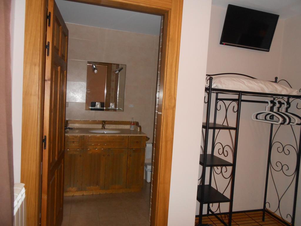 Hospedaje Nuestra Senora De Ujue Tafalla Room photo